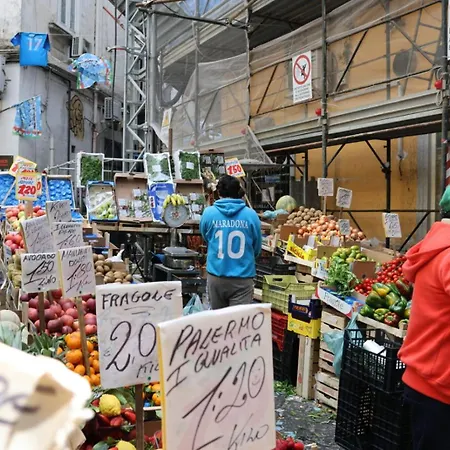 Cuore Centro Гостевой дом Неаполь