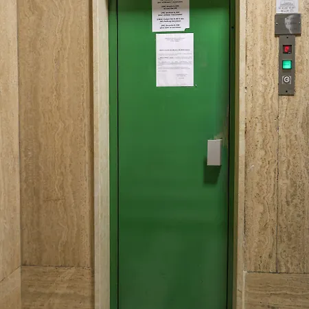 Cuore Centro ゲストハウス