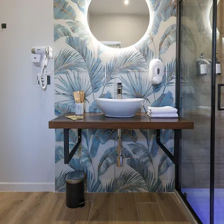 Cuore Centro ゲストハウス 4*